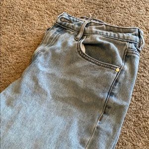 Pacsun Light Wash Mom Jeans
